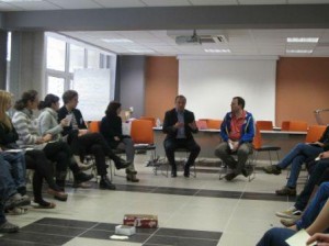 Diskussion mit Herrn Tomasz Bratek 